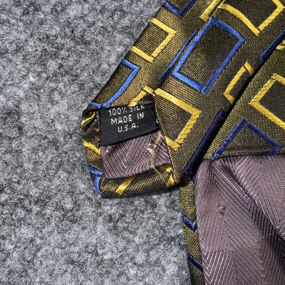 Bruno Piattelli Platinum Tie 100% Silk Made in USA Gold Blue Yellow Geometric